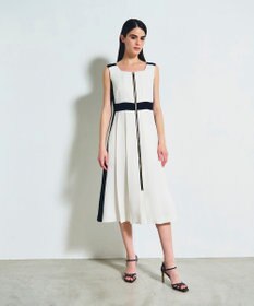 GRACE CONTINENTAL ラインバイカラードレス