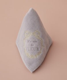 Maison de FLEUR リボンフレーム刺繍タオルハンカチ