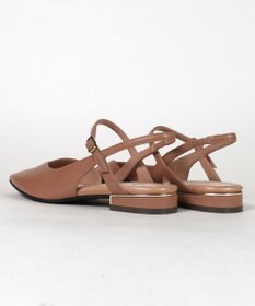 Dominic3 シープレザー Vカット バックストラップパンプス