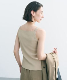 UNFILO [新色追加/WEB限定カラー]スゴ機能美ニット スクエア キャミソール