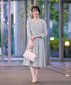 Tiaclasse 絶妙なMIXカラーのツイード素材で存在感溢れるタックワンピース