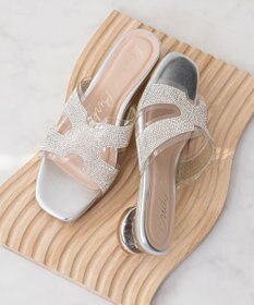 Bridget Birkin 【Bridget Birkin】クリアビジューミュールサンダル