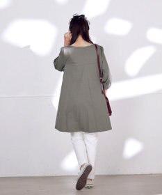 Tiaclasse L 【洗える】大人可愛いバックフレアカットチュニック