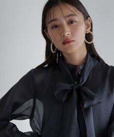 組曲 L 【WEB限定】シャイニーオーガンボウタイ付き ブラウス