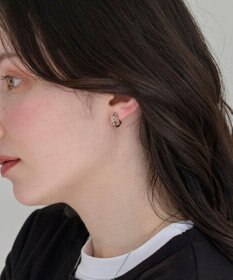 Phoebe 〈アレルギー対応〉シャイニーダブルフープセラミックピアス　シルバー