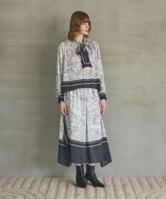 GRACE CONTINENTAL パリスカーフプリントスカート