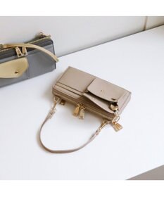 UNBILLION カシュカシュ cachecache / リールキー付きウォレットショルダーバッグ