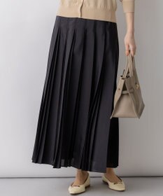 23区 【先行予約】グロッシープリーツ ロングスカート