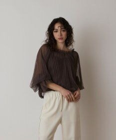 GRACE CONTINENTAL チュールプリーツトップ