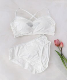 WEGO 【ブラトップ＆ショーツセット】Liliane　Ciel　フェザーラメ