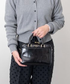 INTER-CHAUSSURES 【CHRISTIAN VILLA】スクエアレザーハンドバッグ