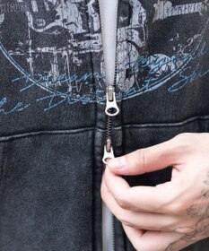 WEGO 【ユニセックス着用ITEM/MLサイズ展開】パウダーブリーチグラフィックZIPパーカー