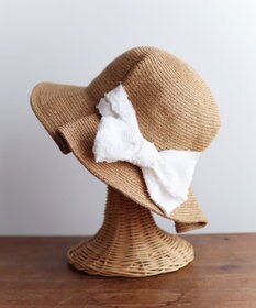 AND WOOL 〈UVカット加工〉〈軽くて折りたためる〉ジャカートリボンの帽子