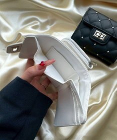 WEGO スタッズキルティングフラップウォレット