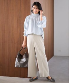 ANY フリルネックブラウス