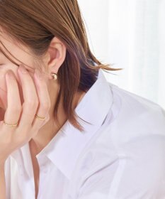 Phoebe 【金属アレルギー対応】オーバルフープスナップイヤリング　シャンパンゴールド