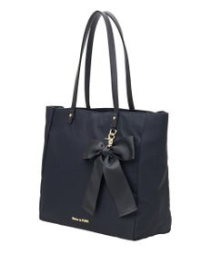 Maison de FLEUR リボンチャーム付き3ルームトートバッグ