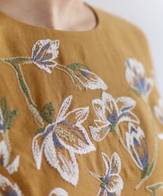 muuc 〈遠州織物の工場で織られた上質なコットン生地〉モクレン刺繍 後ろファスナー有り ノーカラー ノースリーブ ウエスト切り替えワンピース（セットアップ可能）