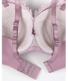 une nana cool 小さく見せるブラ ミニマイザーブラ レース