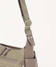 Y'SACCS 【ナイロンタフタ×リサイクルレザー】デイリーポシェット