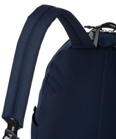 ACE BAGS & LUGGAGE Champion エスター リュックサック 20L 63884 チャンピオン