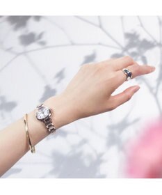 CITIZEN 【xC】エコ・ドライブ電波時計 ES9435-51A 手元を美しく彩るサクラカラー 日付・秒針あり