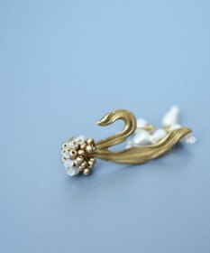 monshiro 【ガラスパール】スズランプチ イヤリング