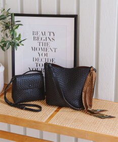 Tiaclasse 【2点セット】編み込み風ショルダーバッグ＋ショルダーポーチ付き