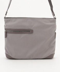 Y'SACCS アシメファスナーポケットショルダー