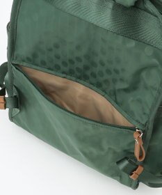 Y'SACCS 撥水ナイロンテープデザインスクエアバックパック