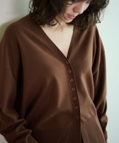 #Newans 【洗える】ファインボタンＶネックカーディガン