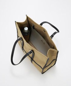 TOPKAPI 【Breath TOPKAPI】FRAME フレーム レザーベルト スクエア トートバッグ　A4 / 軽量