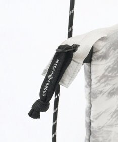 JOSEPH ABBOUD MOUNTAIN 【軽量/ECO撥水】エンボスプリント サコッシュ