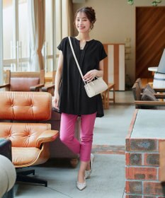 Tiaclasse 【本革】ショルダーストラップ付きスクエアミニバッグ