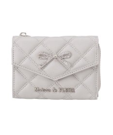 Maison de FLEUR リボンビジューキルティングウォレット