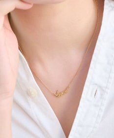 Phoebe ラッキーレターネックレス(ラブ)