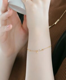 Phoebe シャイニーティアリーフブレスレット