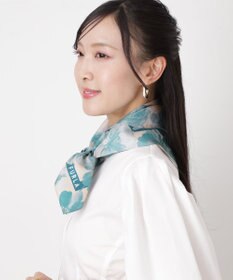 MOONBAT 【シルク100%】FURLA (フルラ) 花柄 シルクプリントスカーフ 65cm×65cm  UV対策 手洗い可能