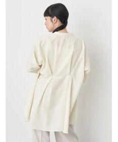 earth music&ecology バックデザインシャツ