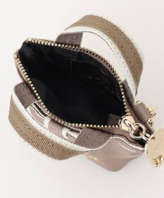 TOCCA 【新色に大人なベージュカラーが追加！】BICOLOR RIBBON MINI CHARM ミニチャームポーチ