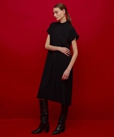 BEIGE， AMELOT / モックネックドレス