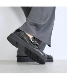 MODE ET JACOMO <carino>【レイン対応】厚底メタルモチーフローファー