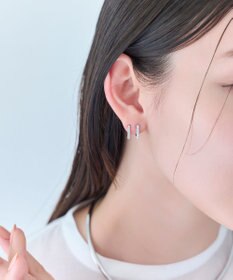 Phoebe 【痛くないシリーズ/金属アレルギー対応】ダブルラインビジューライトフィットイヤリング　シルバー