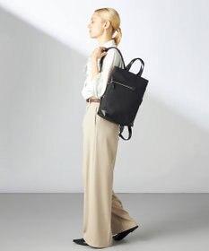 Y'SACCS アシメファスナーポケットリュック