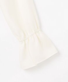 組曲 L ラッフルデシン ブラウス