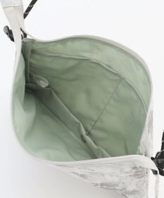 JOSEPH ABBOUD MOUNTAIN 【軽量/ECO撥水】エンボスプリント サコッシュ