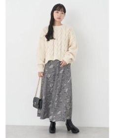 earth music&ecology ローゲージ手編み風ケーブルプルオーバー