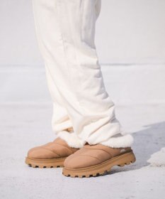 STEVE MADDEN FIRE PLACE 厚底キルティングファーシューズ