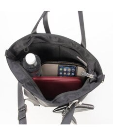 UNBILLION カシュカシュ cachecache / チャームセット付きナイロン2wayトートバッグ