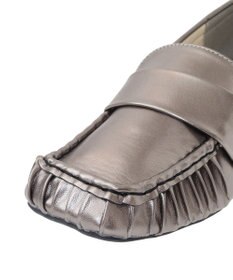 Green Parks ・ｒｉｃｈ　ｂｌｕｅ　ヒールローファー